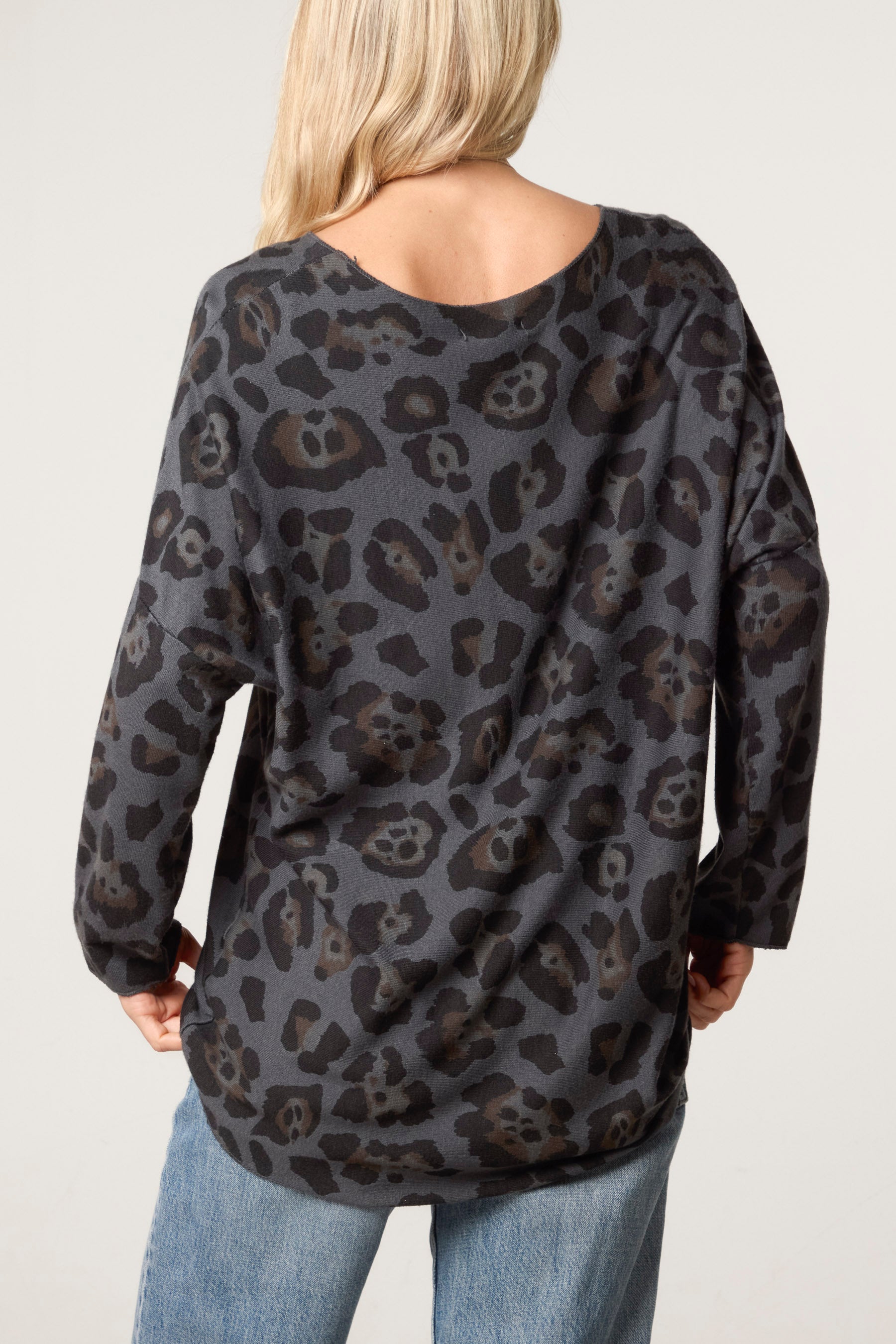 Leopard Round Neck Necklace Top