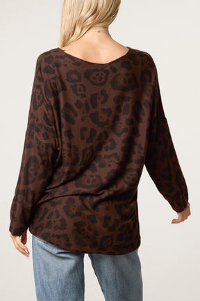 Leopard Round Neck Necklace Top