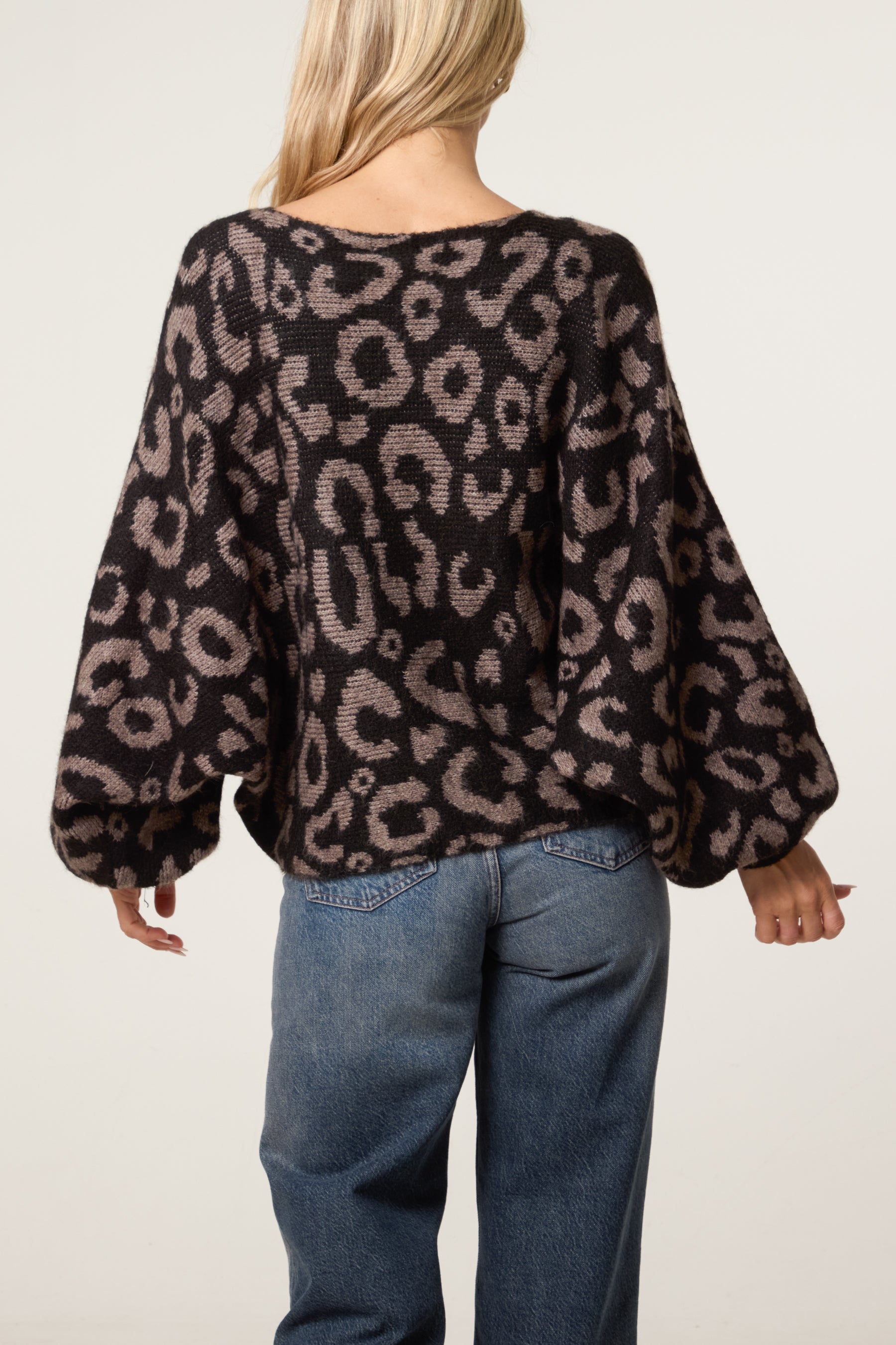 Leopard Print Balloon Sleeve Knit Jumper