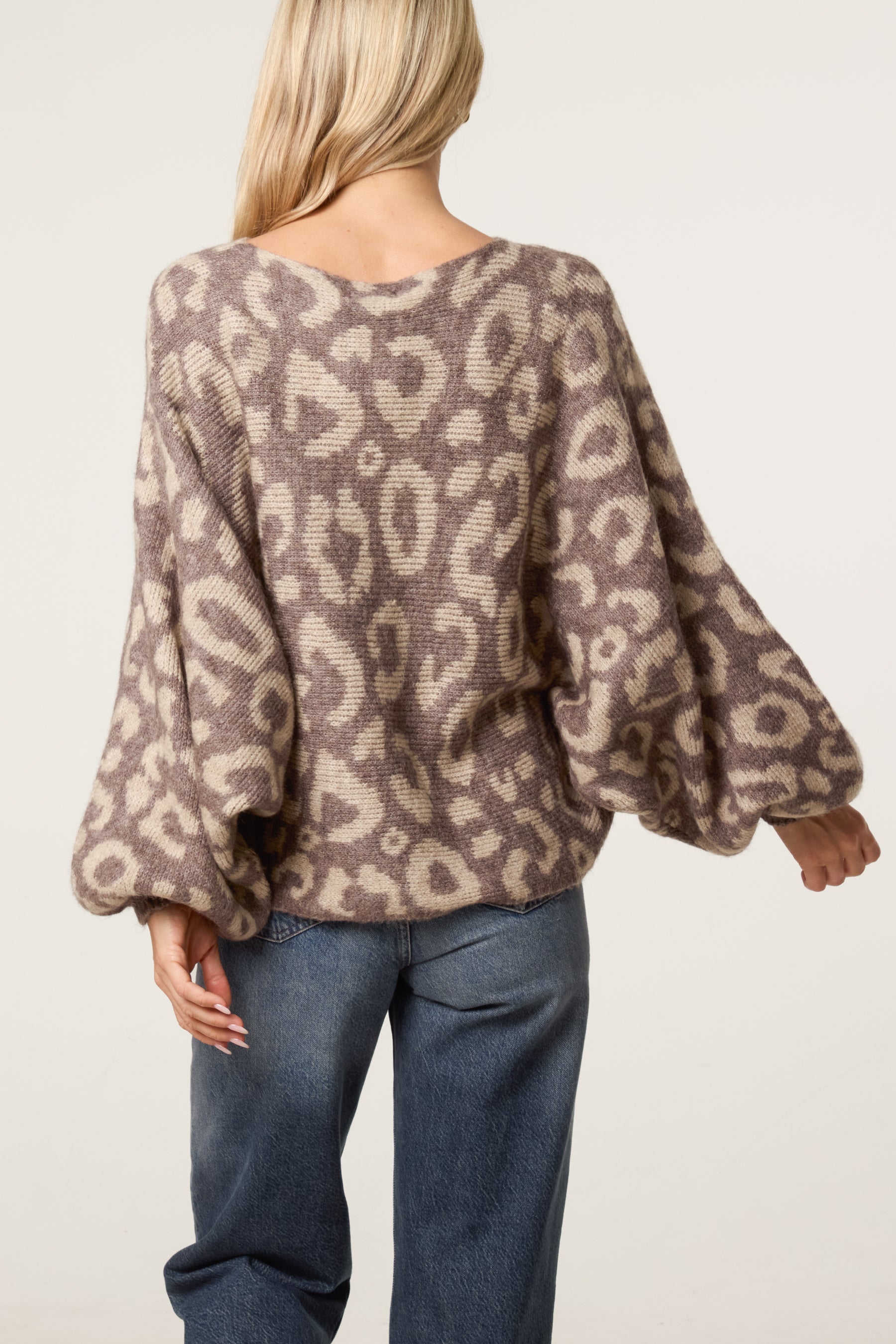 Leopard Print Balloon Sleeve Knit Jumper
