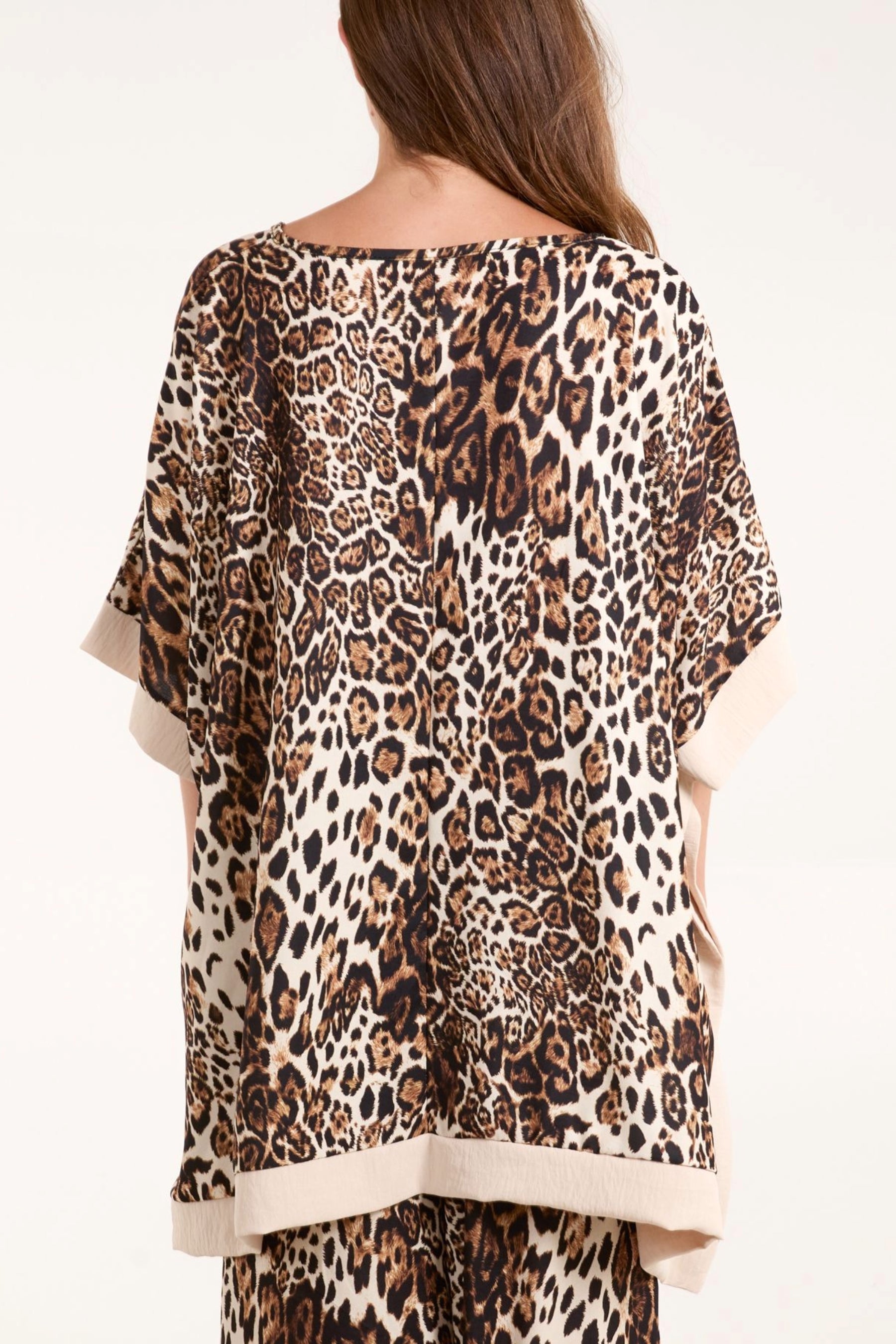 Leopard Print Contrast Hem Top