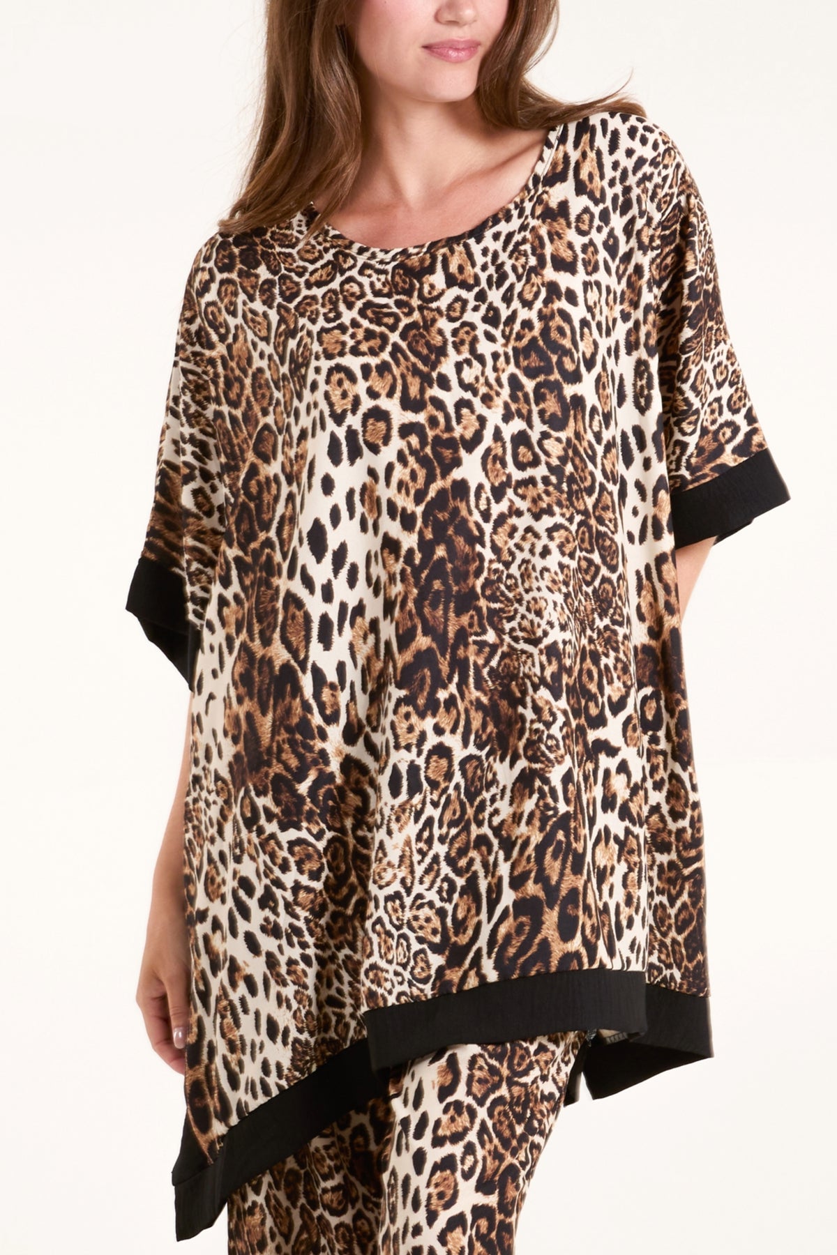 Leopard Print Contrast Hem Top