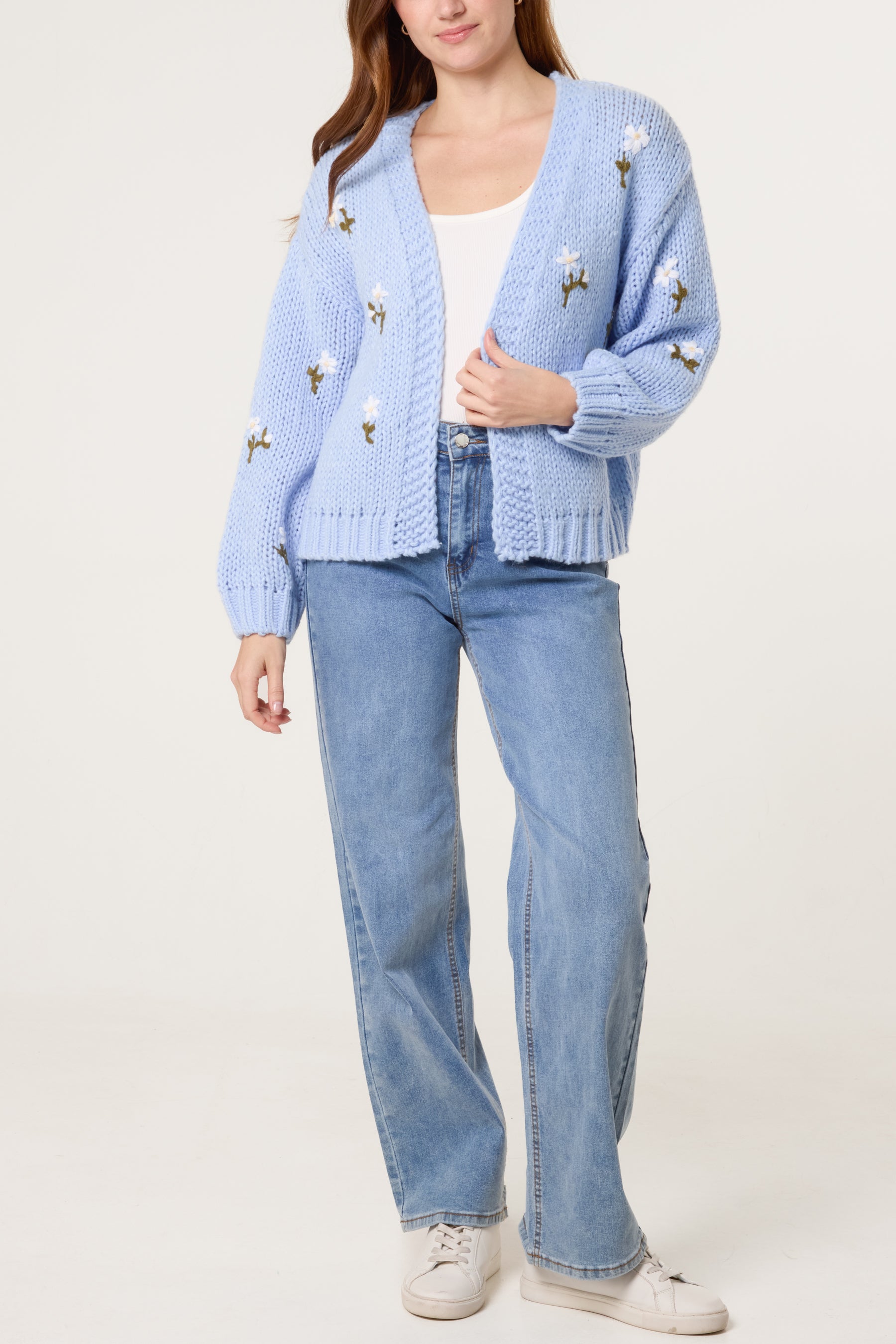 Chunky Knit Flower Embroidered Cardigan