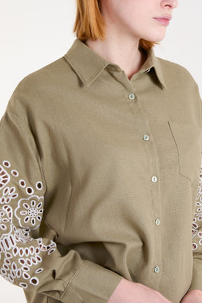 Anglaise Sleeve Linen Shirt