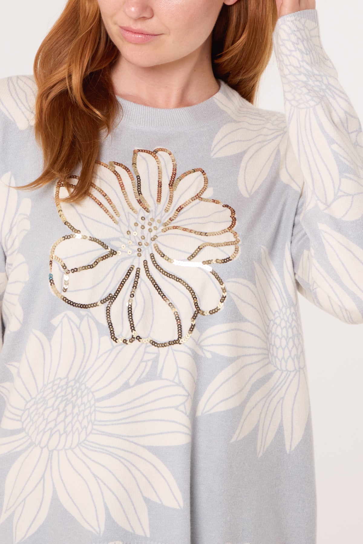 Embellished Flower Crew Fine Knit Jumper