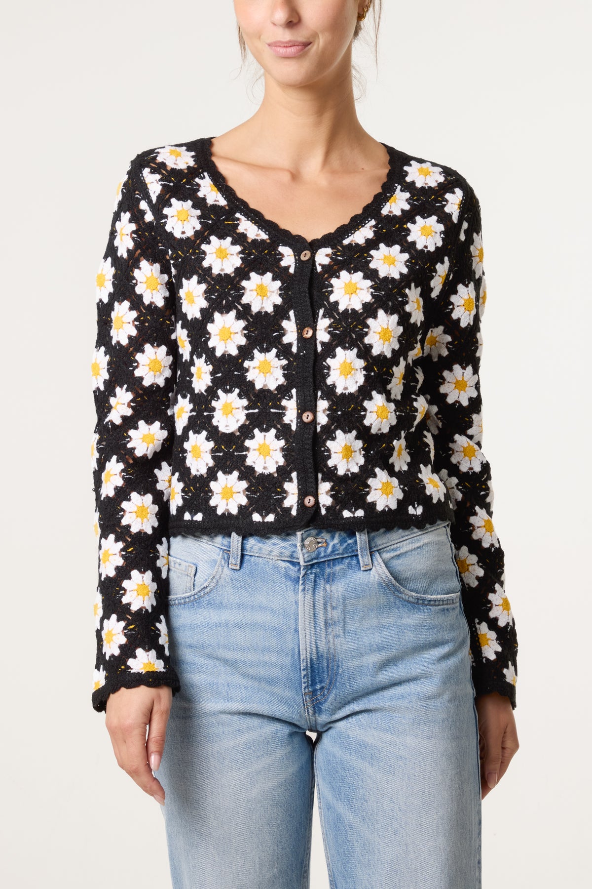 Daisy Crochet Scallop Cardigan