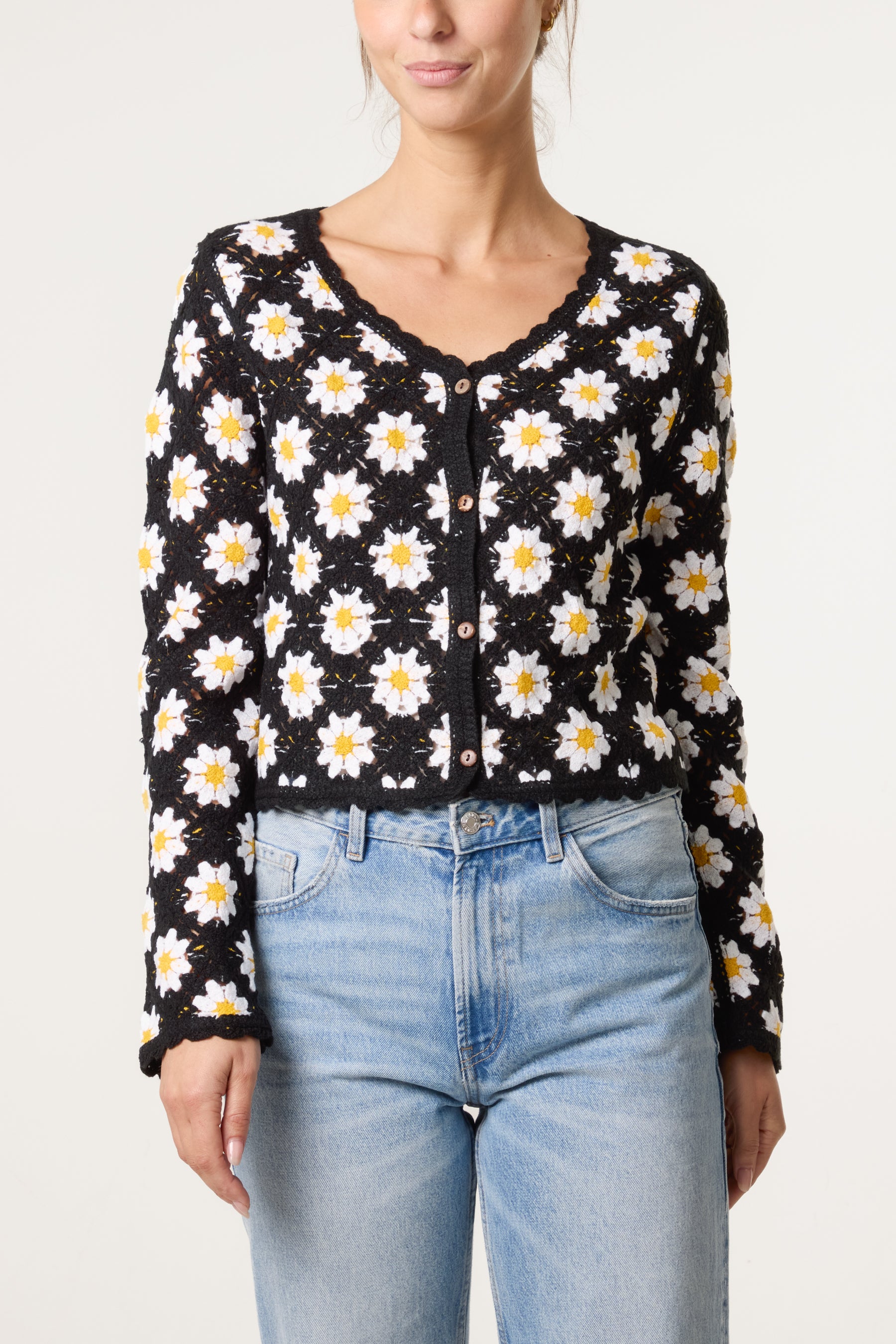 Daisy Crochet Scallop Cardigan