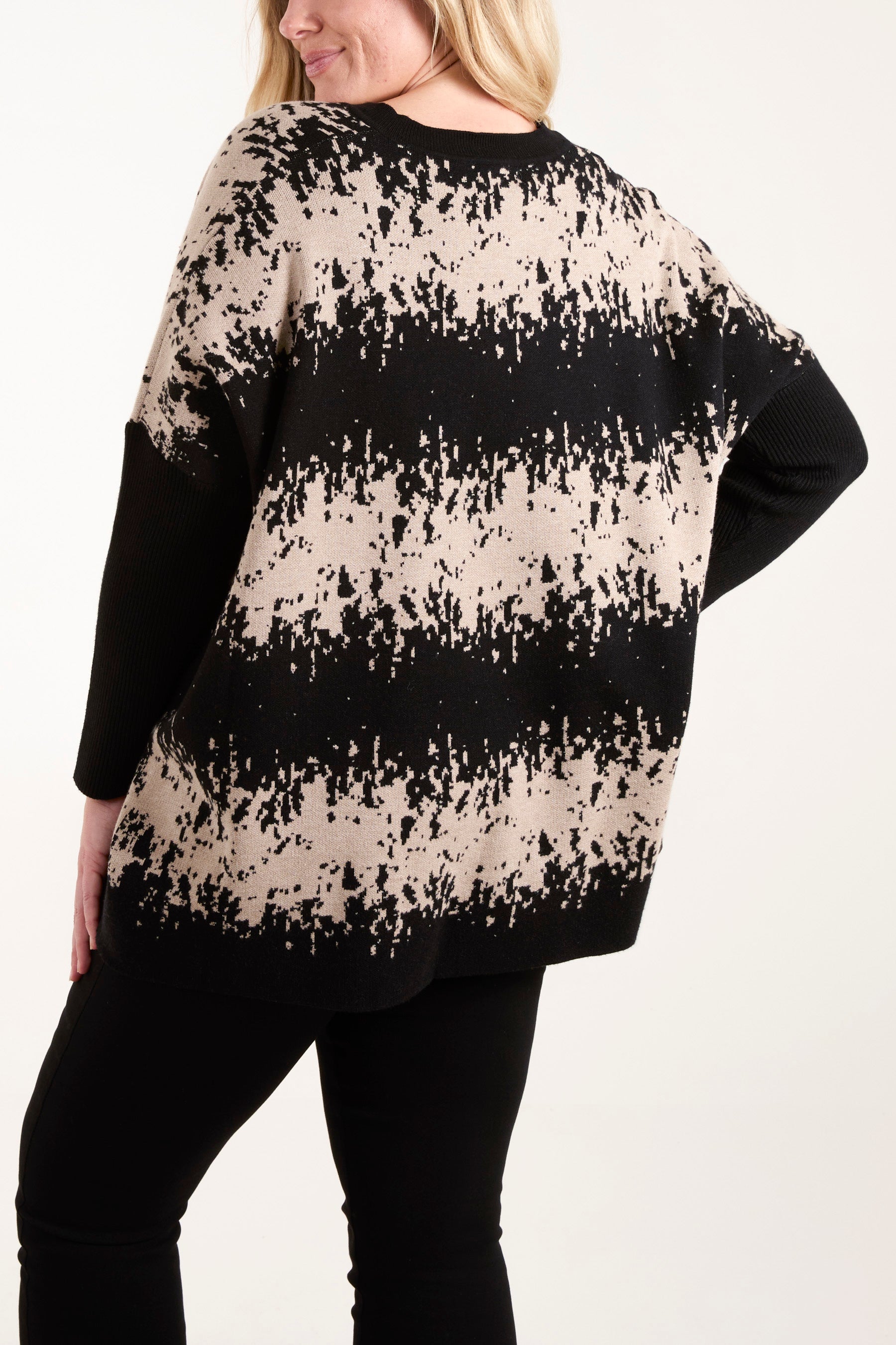 V-Neck Abstract Animal Print Jumper