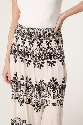 Border Print Elastic Wide Leg Trousers