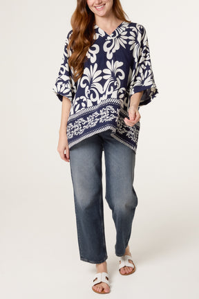 Abstract Leaf Print V-Collar Top
