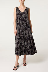 Embroidery V-Neck Relaxed Dress