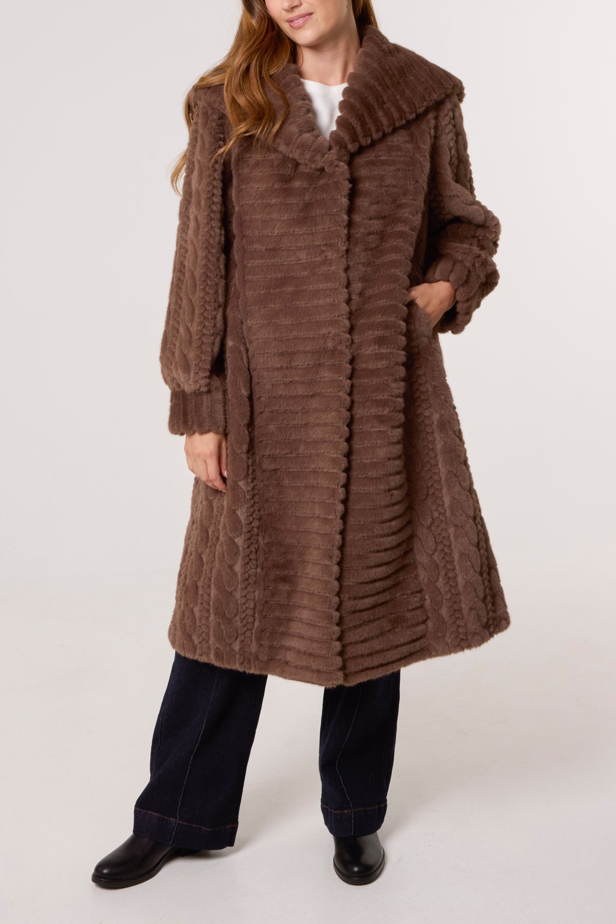 Textured Pattern Faux Fur Coat