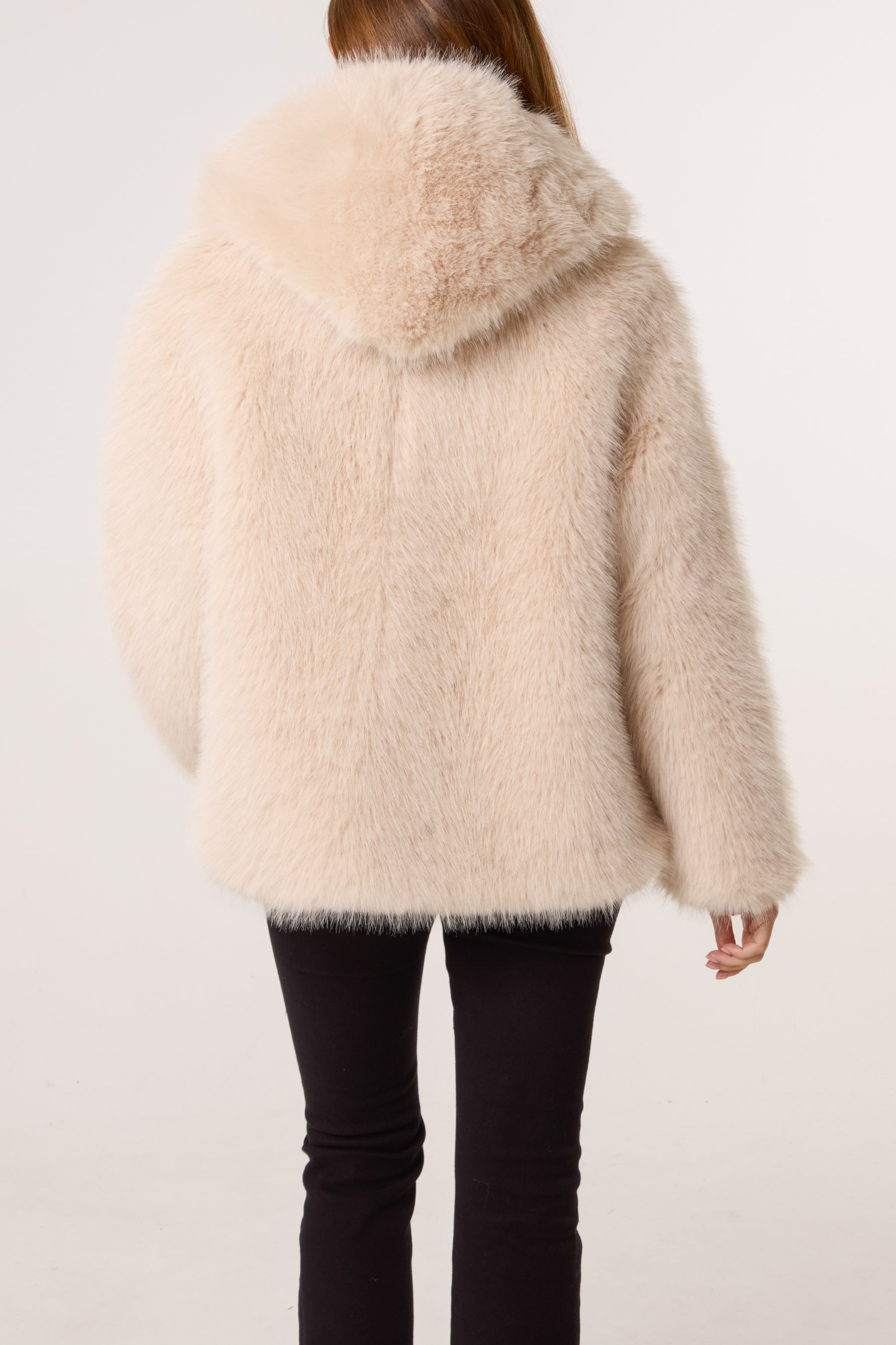 Curve Hem Hooded Fur