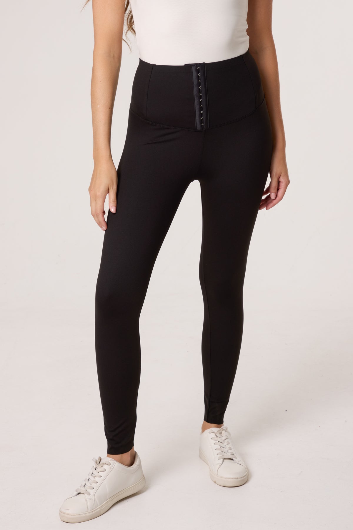 Hook & Eye Waistband Legging
