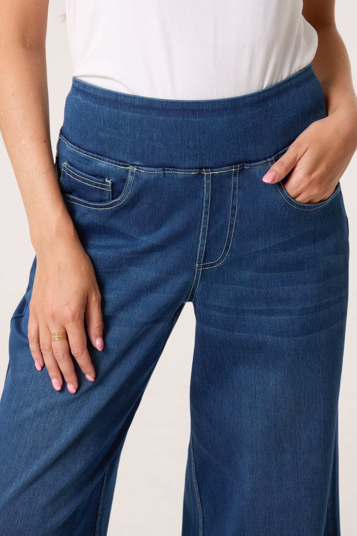 Wide Waistband & Wide Leg Jeans