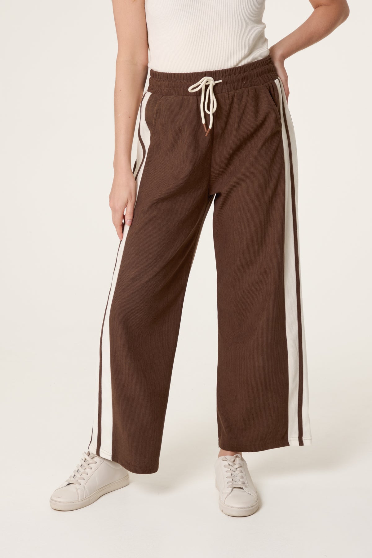 Drawstring Side Stripe Trousers
