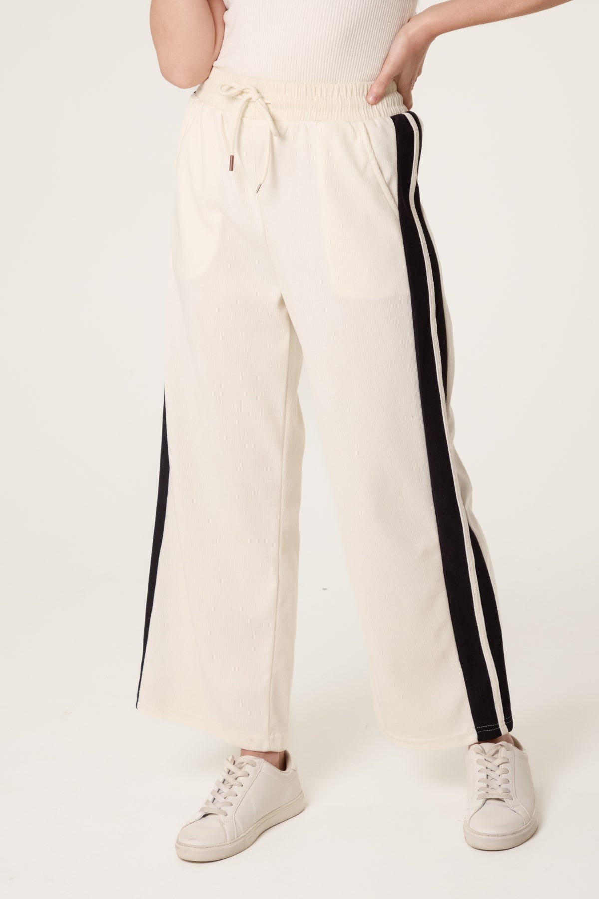 Drawstring Side Stripe Trousers