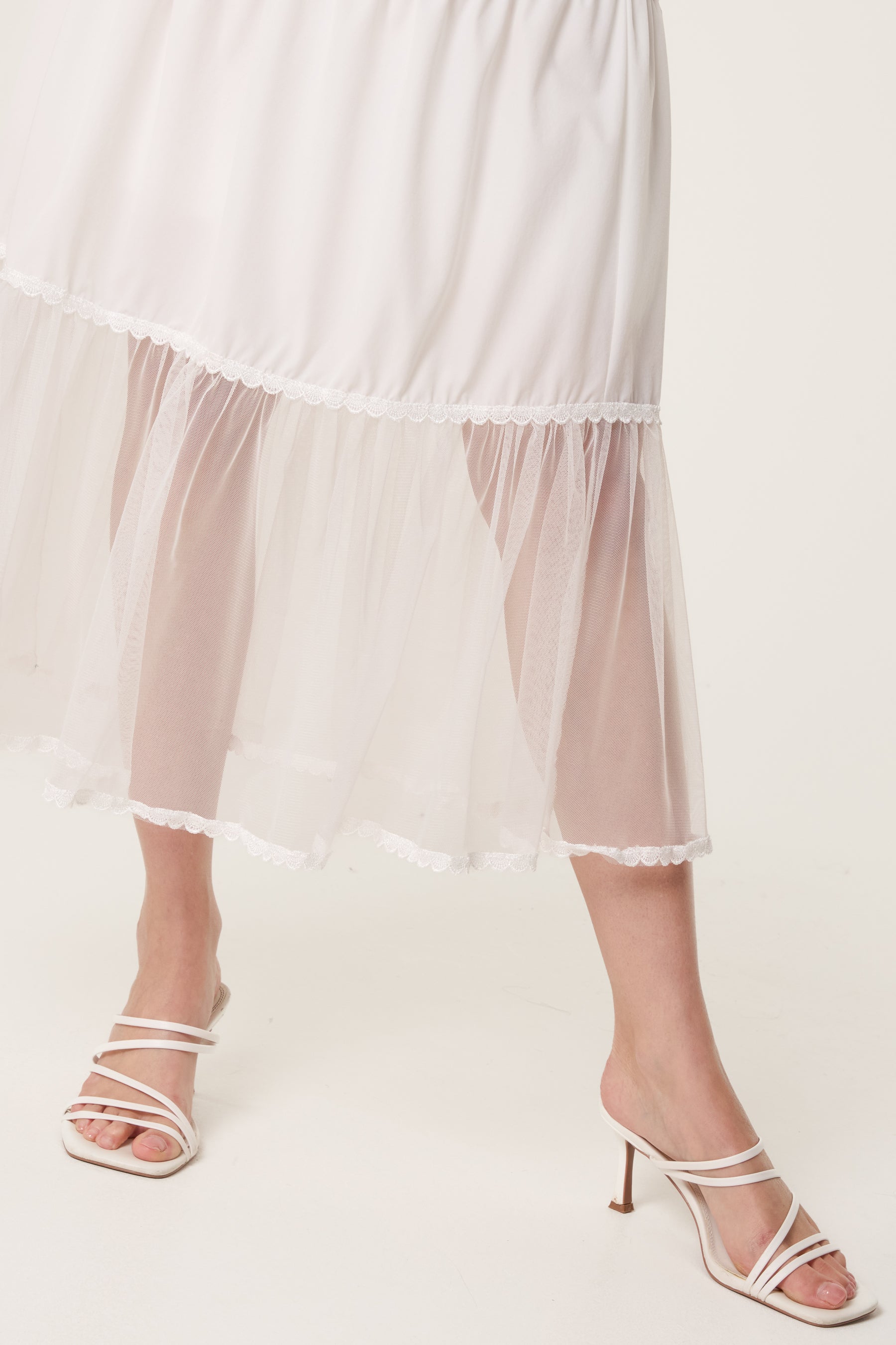 Lace Trim Tiered Midi Skirt