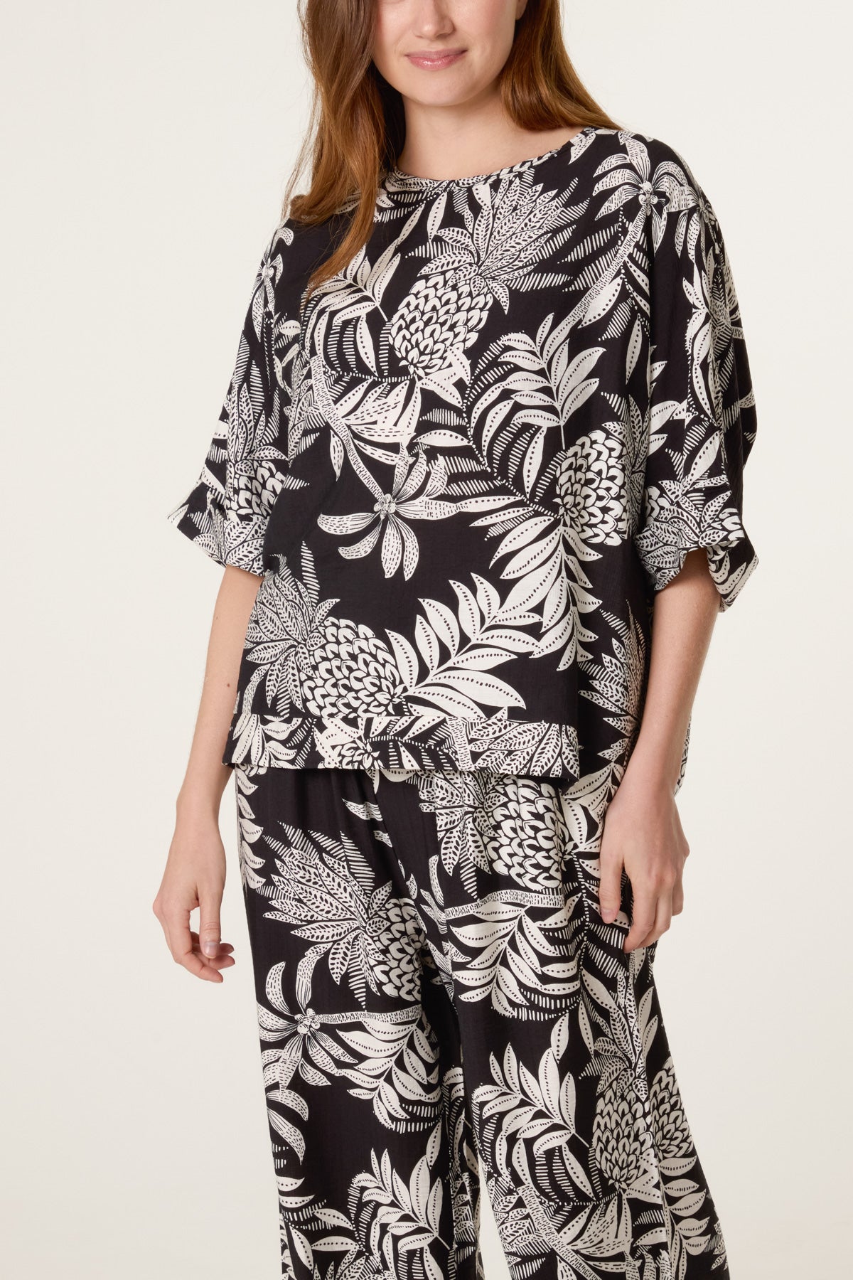 Pineapple Leaf Print Boxy Top