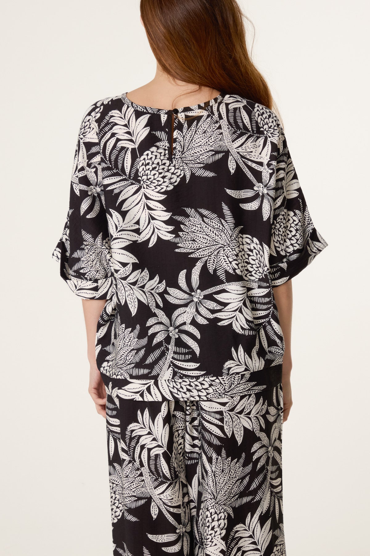 Pineapple Leaf Print Boxy Top