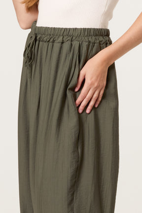Loose Cuff Trousers With Pockets