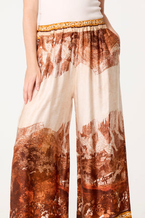 Mountain Print Border Edge Trousers