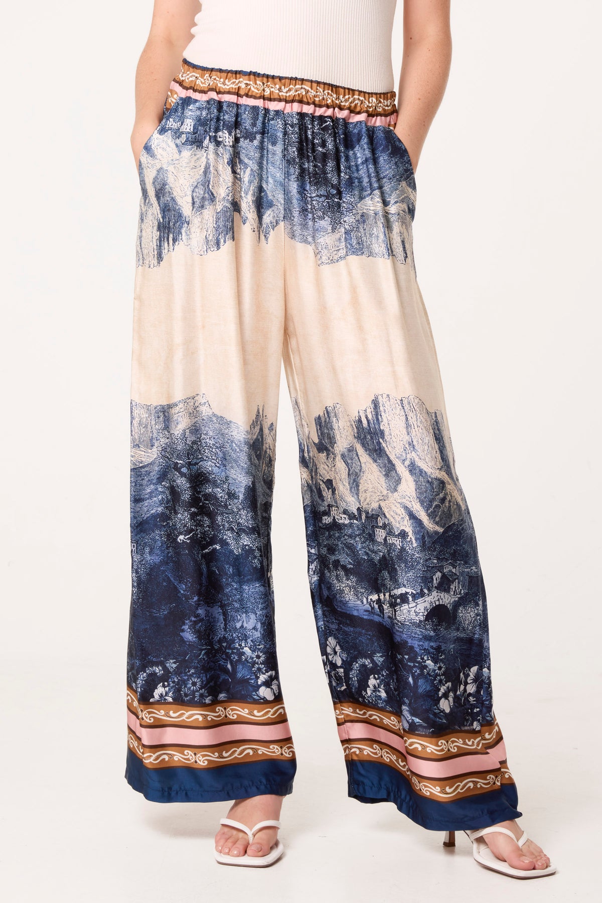 Mountain Print Border Edge Trousers