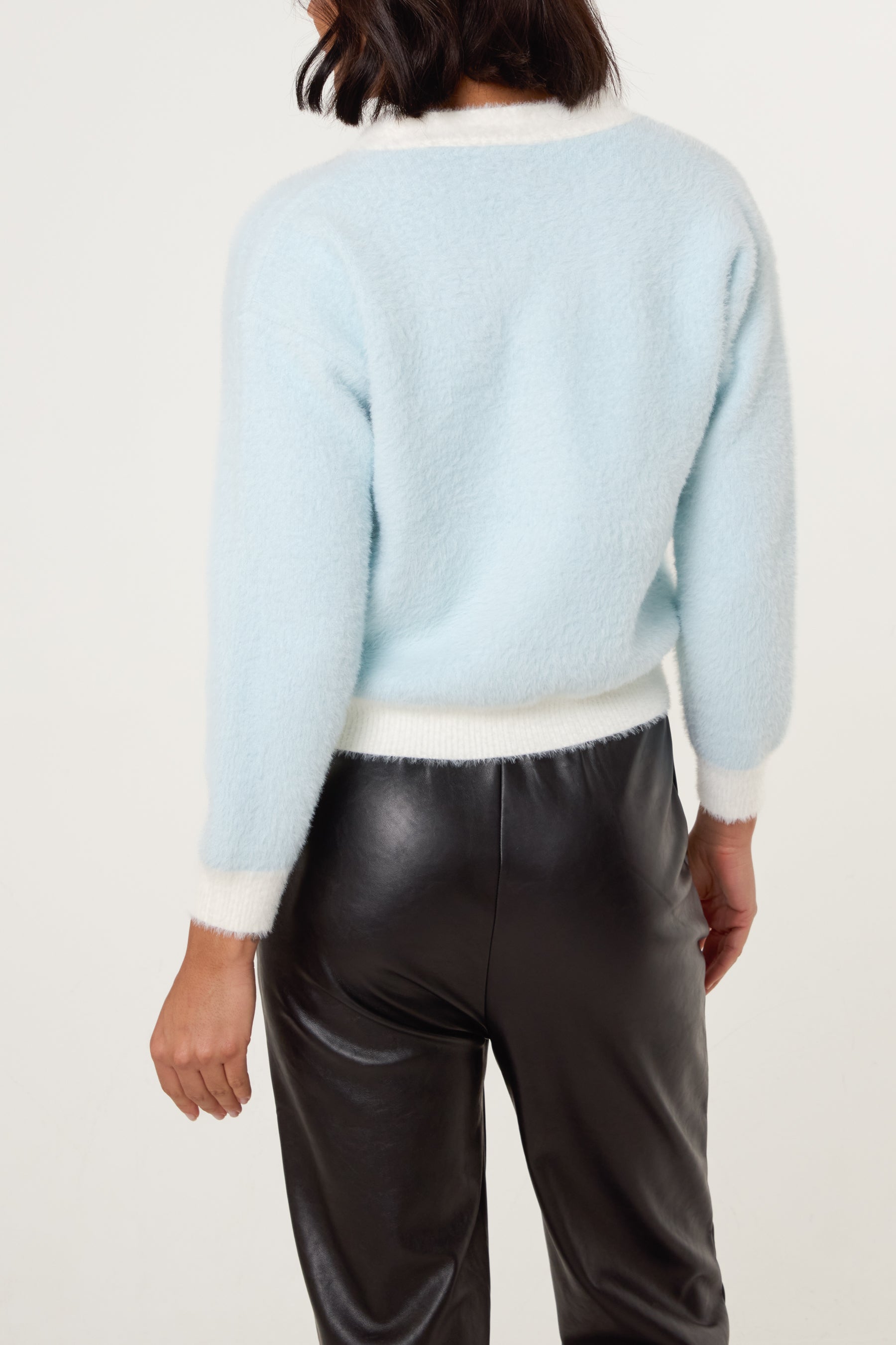 Contrast Pearl Button Knit Cardigan