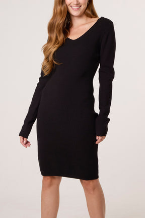V-Neck & Bow Back Knit Dress