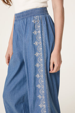Embroidered Seam Wide Leg Denim Trouser