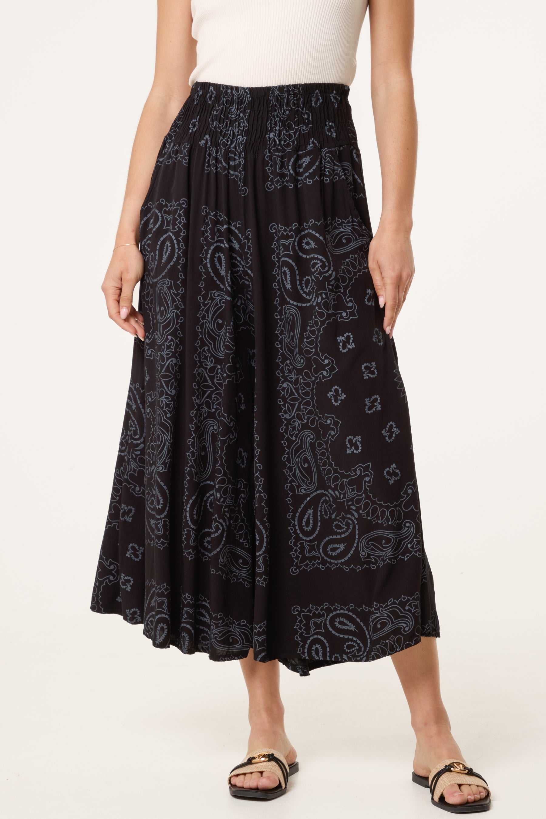 Bandana Wide Leg Pocket Trousers