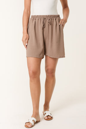 Relaxed Fit Pockets Bermuda Shorts