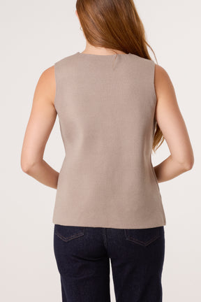 Gold Brooch V-Shape Vest