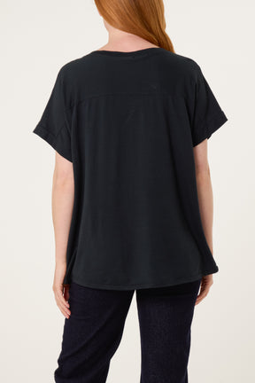 Contrast Edge Asymmetric T-Shirt