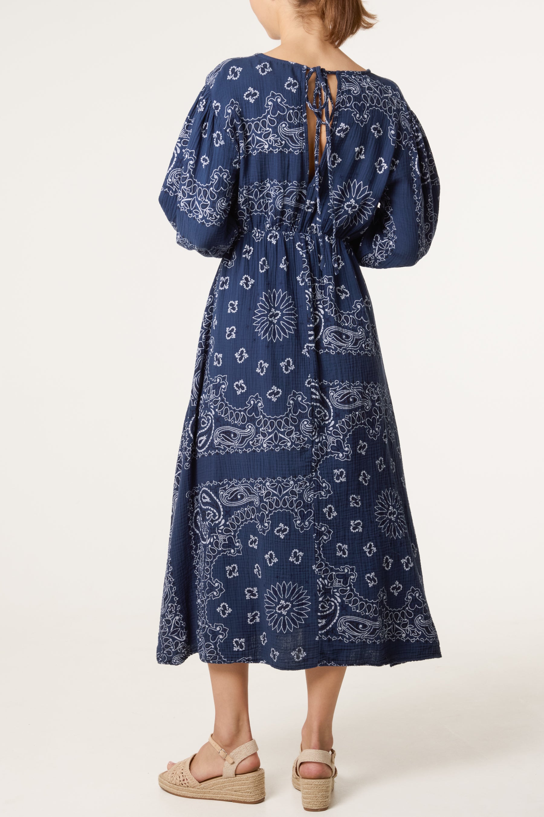 V-Neck Puff Long Sleeve Bandana Dress