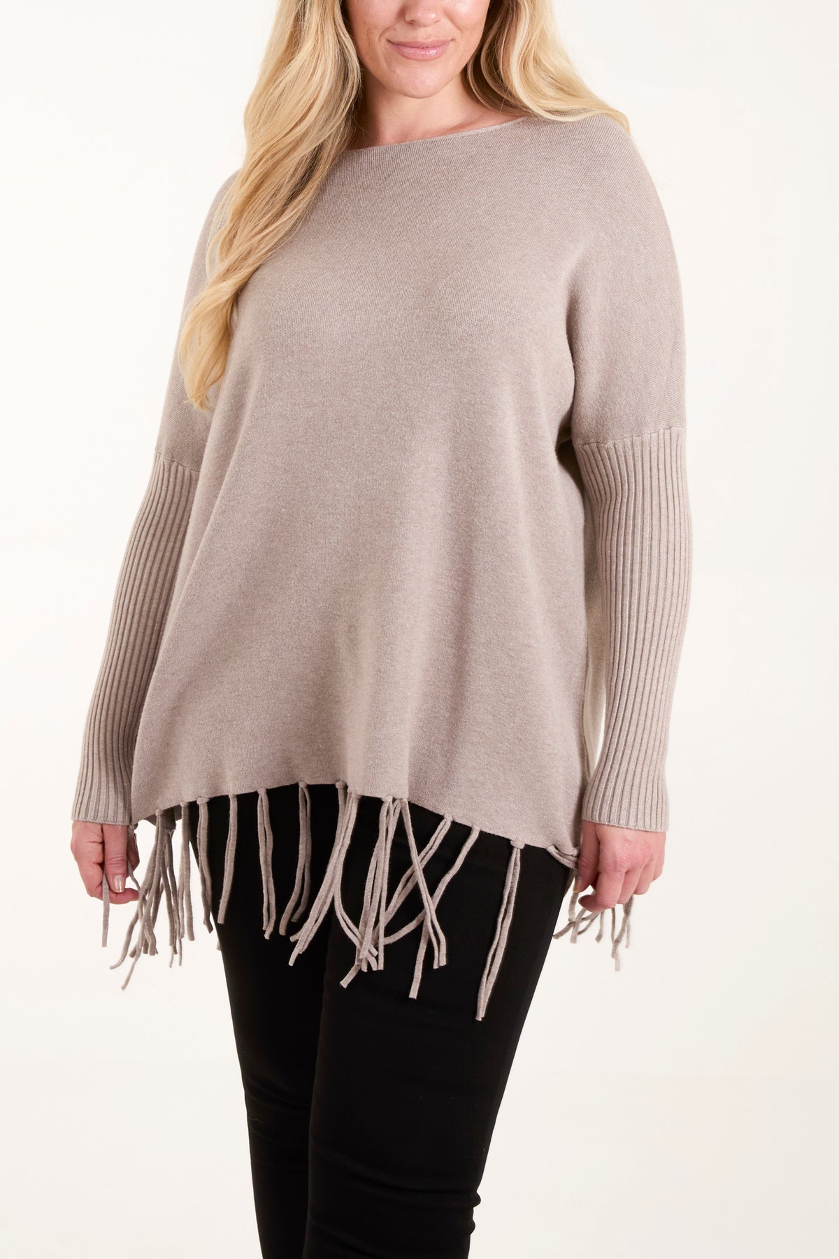 Round Neck Fringe Hem Jumper