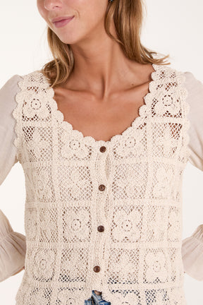 Crochet & Button Scallop Neck Top