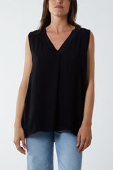 Kiwi Collar Satin Trim Vest
